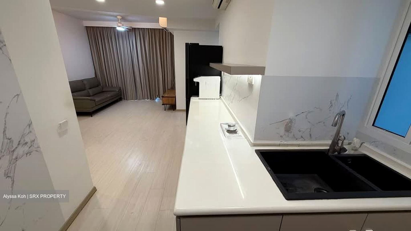 The Tampines Trilliant (D18), Condominium #566869791